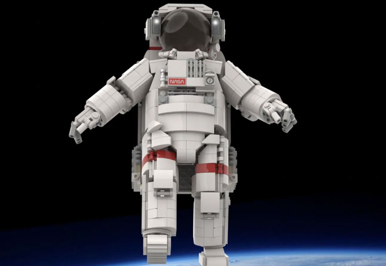 https://www.promobricks.de/wp-content/uploads/2023/03/LEGO-Ideas-Astronaut-Never-give-up-02.jpg